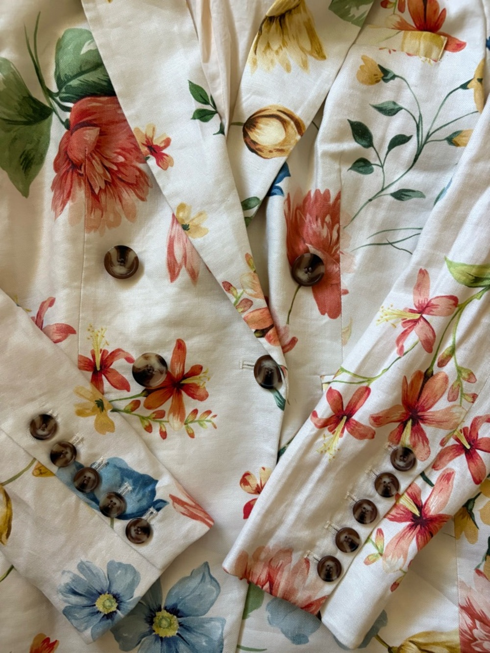 Elie Tahari Garden Party Floral Linen Blend Two-Piece PantSuit Set Blazer + Pant - Picture 16 of 16